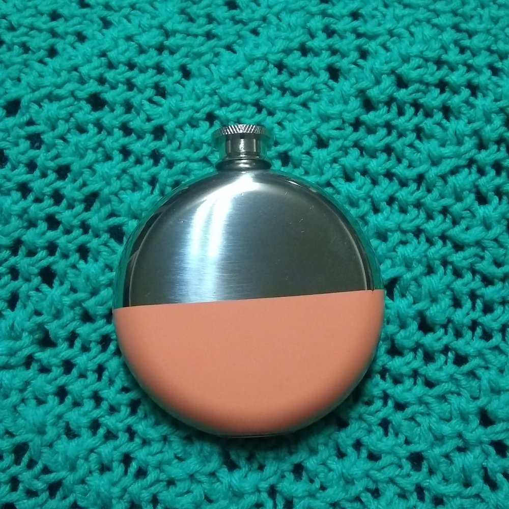 Circular Mako 5oz Flask (Salmon)